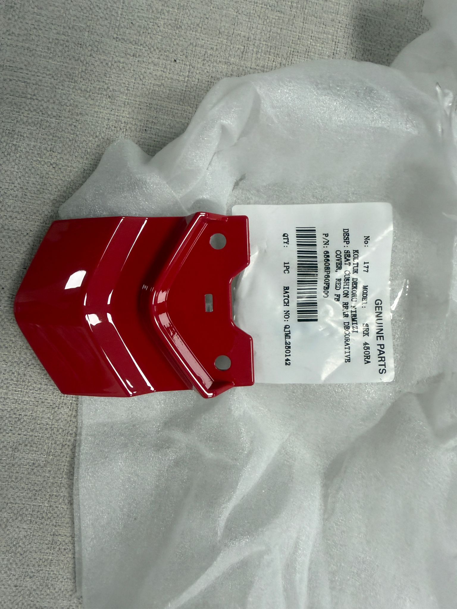 ARKA YAN PANEL BİR. DEKORU KIRMIZI (SRK450-RA)