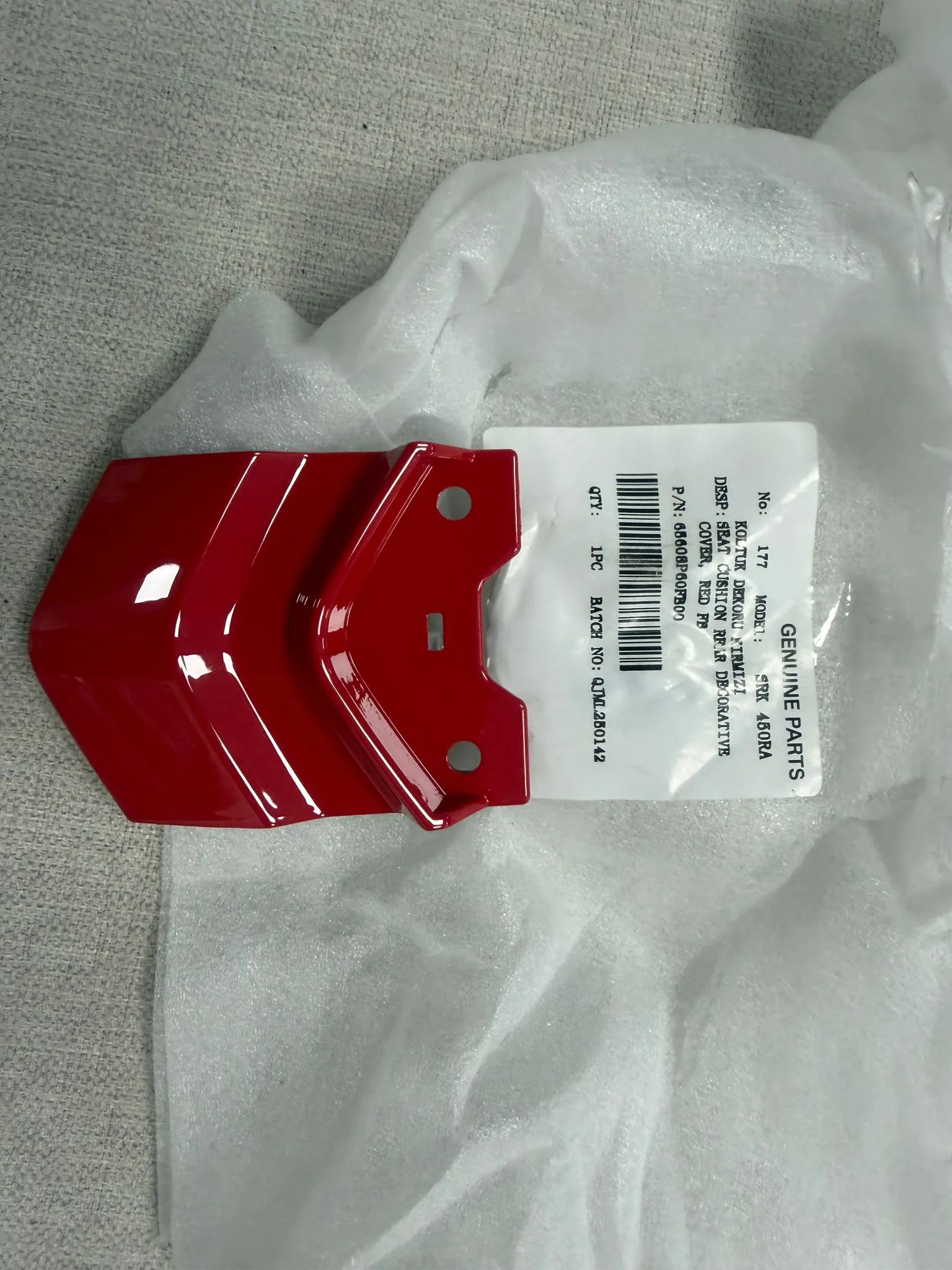 ARKA YAN PANEL BİR. DEKORU KIRMIZI (SRK450-RA)