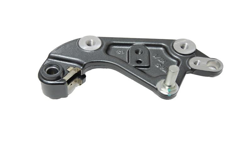 ÖN FREN MERKEZİ ALT KISIM BAĞLANTI DEMİRİ (RZ125)