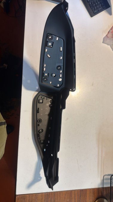 ÖN BASAMAK PLASTİĞİ SOL (RZ250-S)