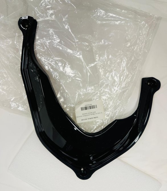 İÇ DİZLİK HAVALANDIRMA DEKORU SAĞ SİYAH (M250)