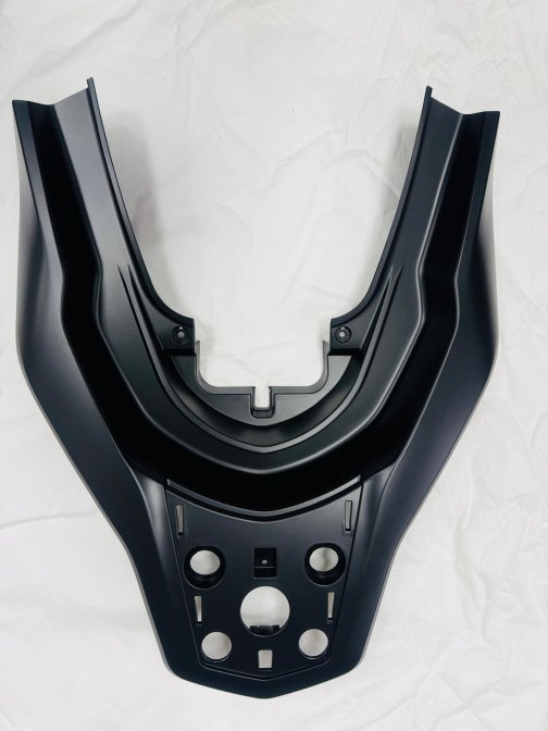 ARKA TUTACAK DEMİRİ ÜST PLASTİĞİ SİYAH (PRECIO250 MAX)