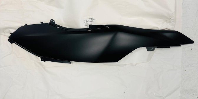 ARKA YAN PANEL DEKORU SOL SİYAH (PRECIO250 MAX)